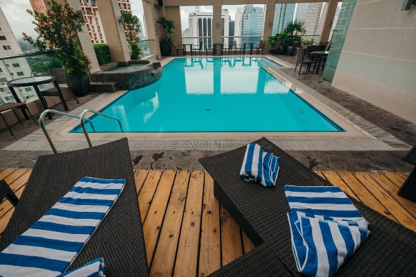 City Garden Hotel Makati image 5
